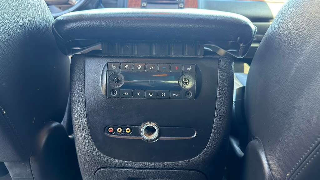 Used 2007 Chevrolet Tahoe LTZ w/ LTZ Preferred Equipment Group image 27