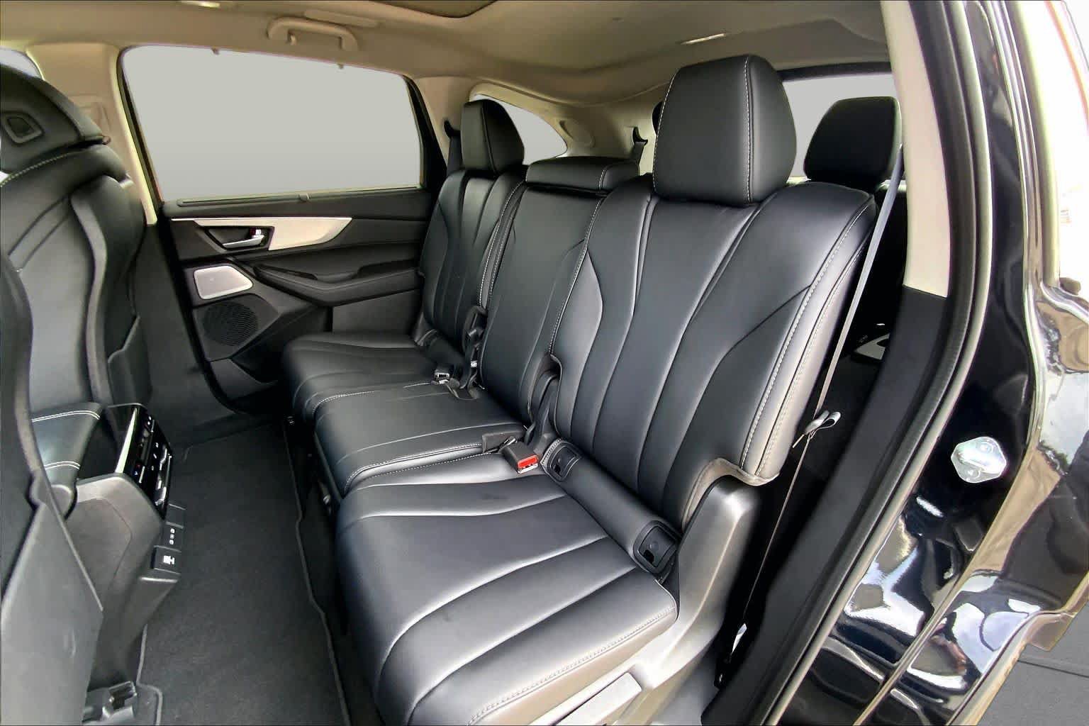 Used 2026 Acura MDX w/ Technology Package FWD image 21