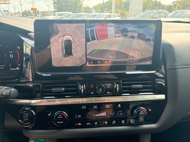 New 2026 Nissan Pathfinder SL w/ SL Premium Package FWD image 16