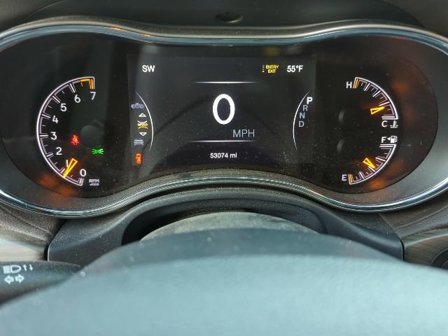 Used 2017 Jeep Grand Cherokee Overland image 7