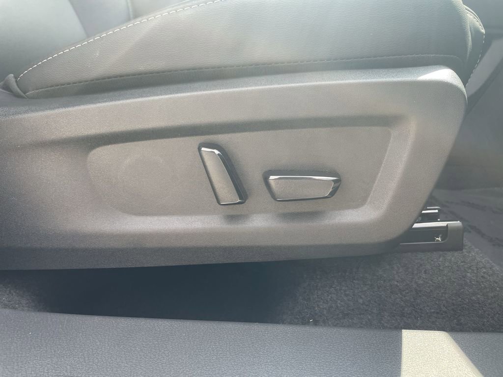 Certified 2025 Nissan Murano SV image 21