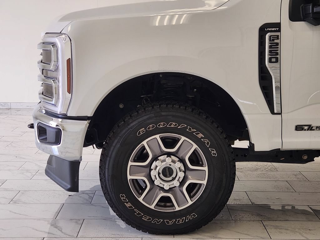 Used 2024 Ford F250 Lariat AWD/4WD image 8