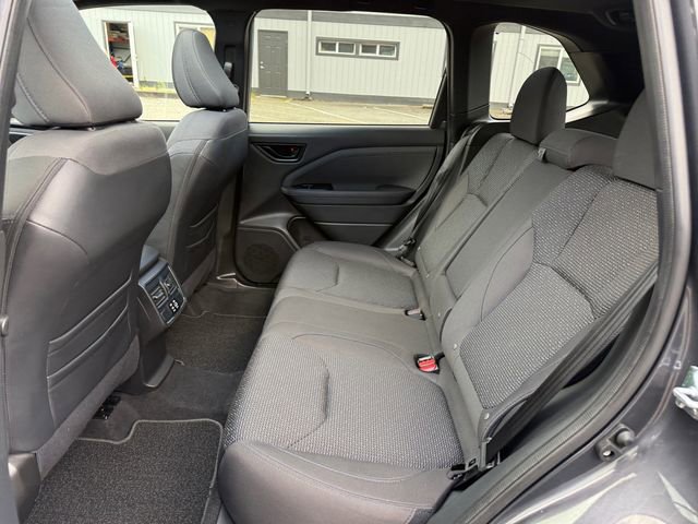 Certified 2025 Subaru Forester Premium image 26