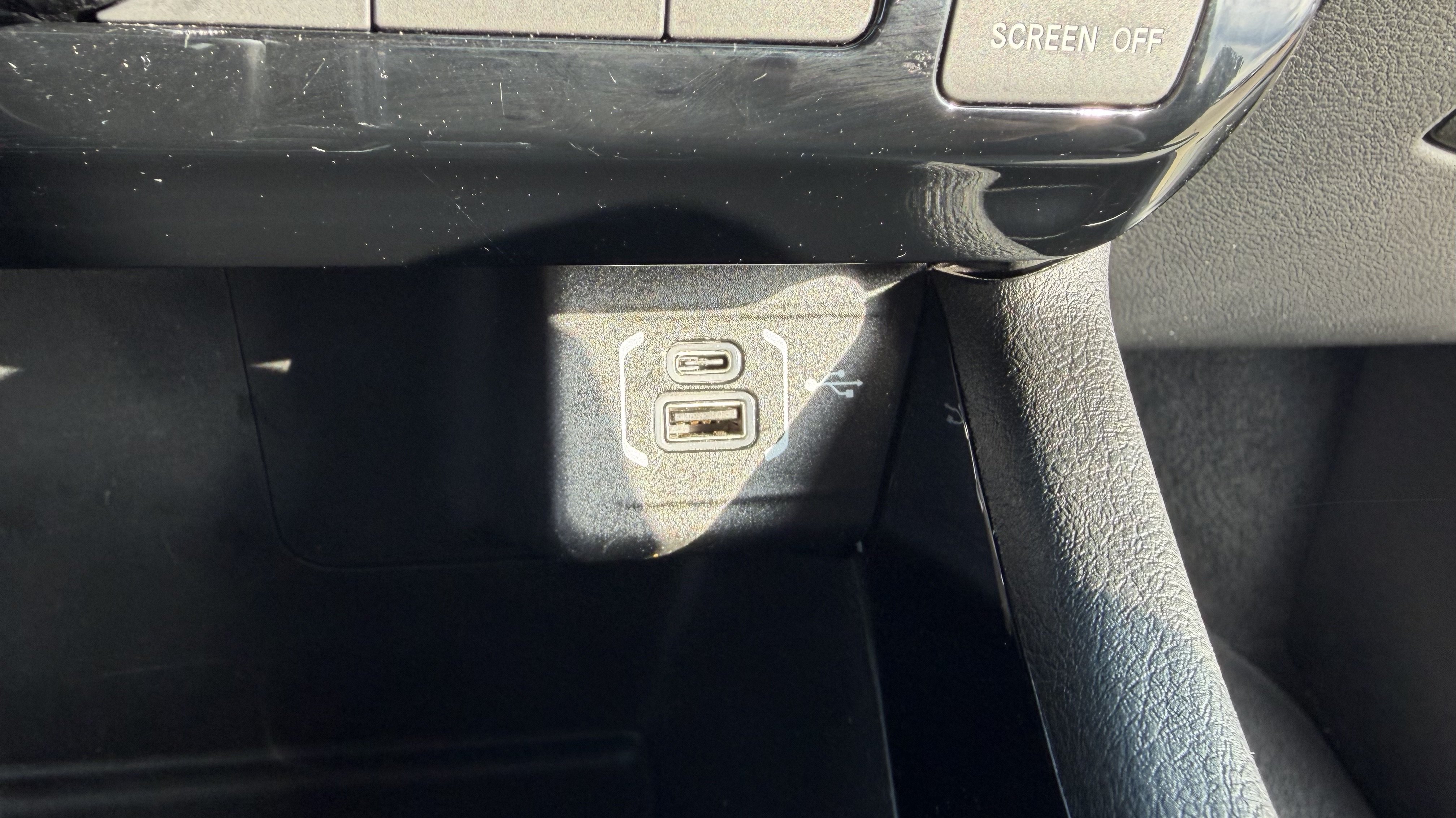 Used 2025 Jeep Compass Limited AWD/4WD image 21