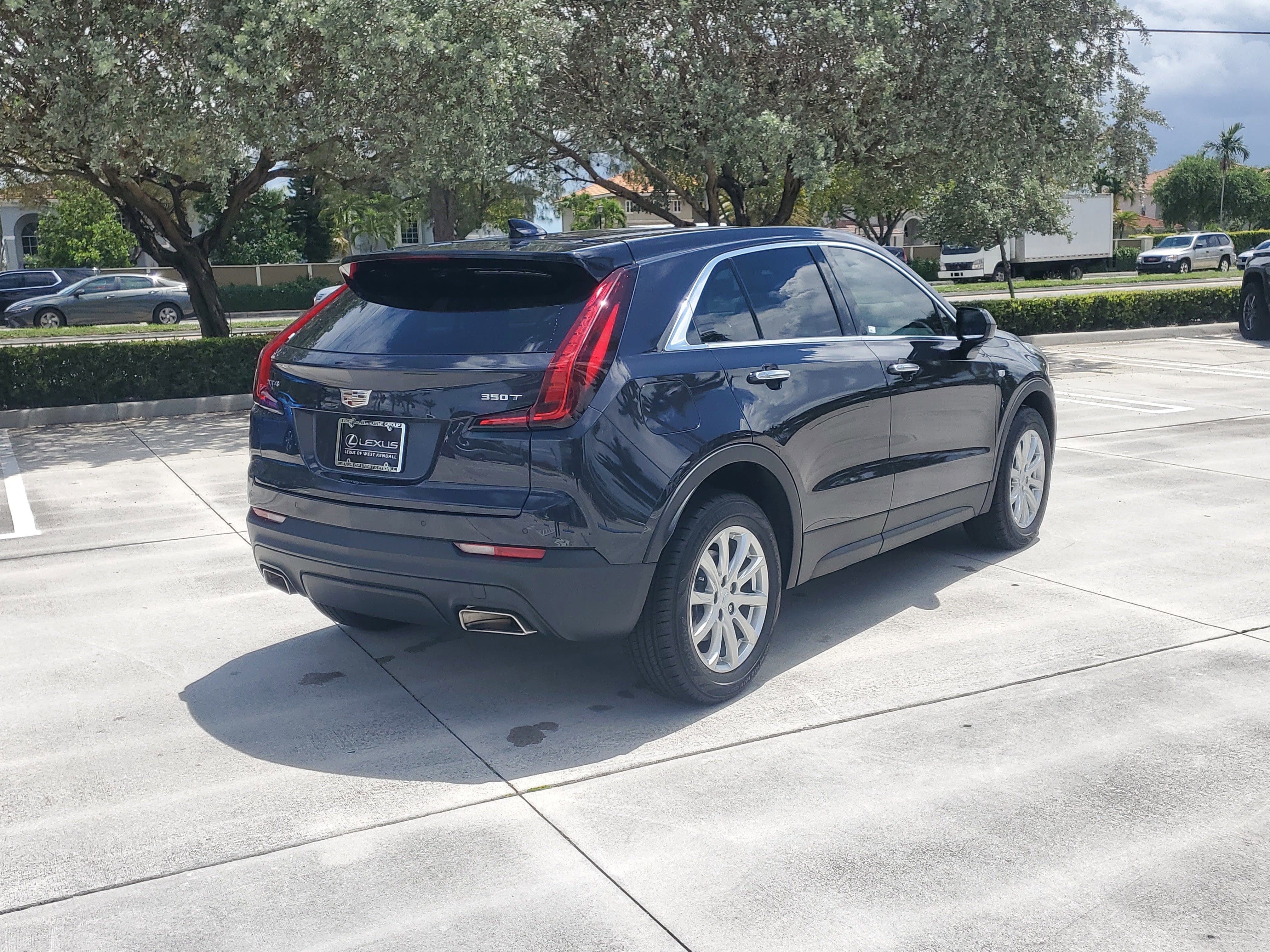 Used 2023 Cadillac XT4 Luxury FWD image 10