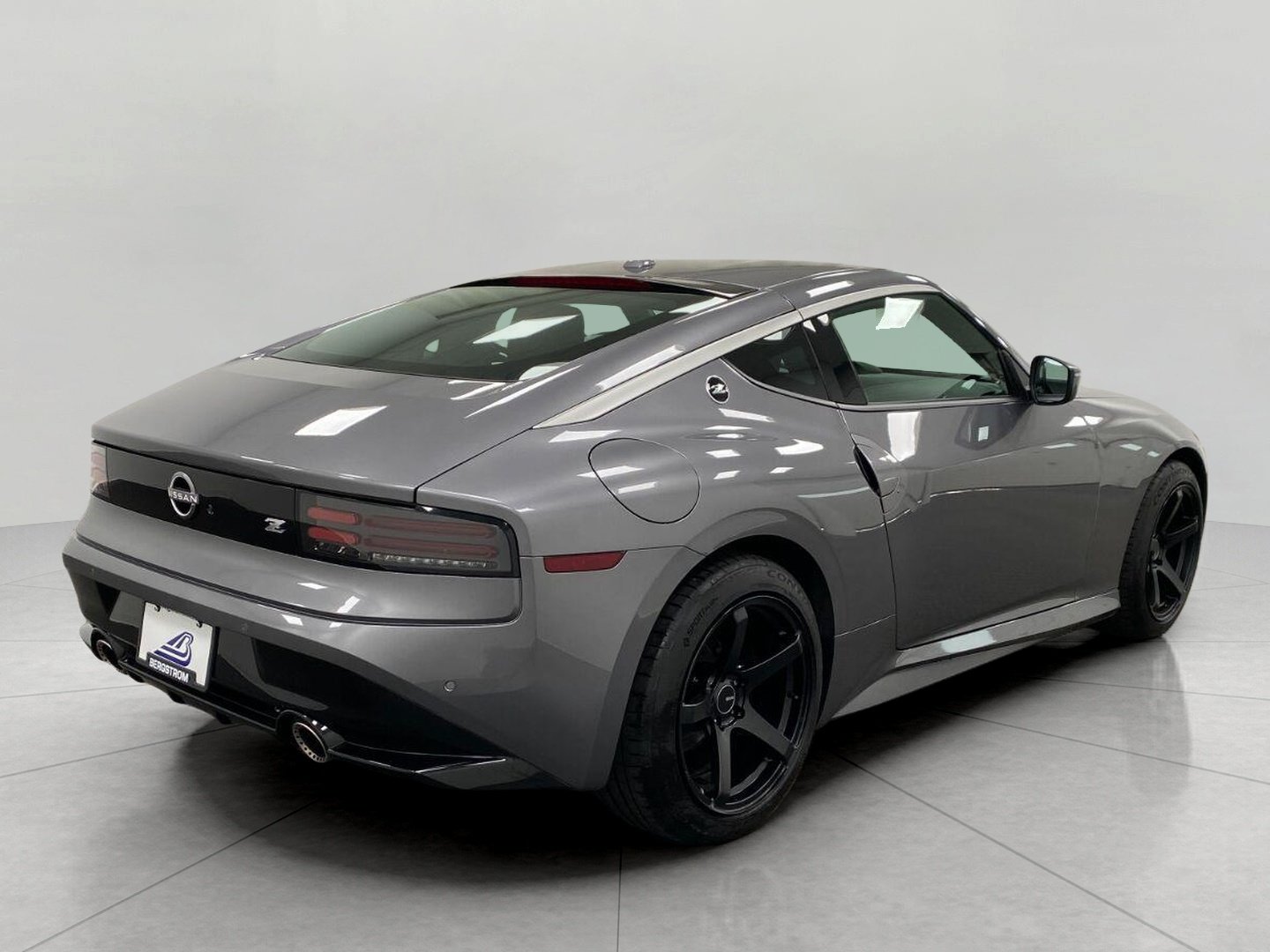 Used 2024 Nissan Z Sport w/ Floor Mat Package RWD image 4