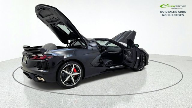 Used 2022 Chevrolet Corvette Stingray Premium Cpe w/ Z51 Performance Package RWD image 19