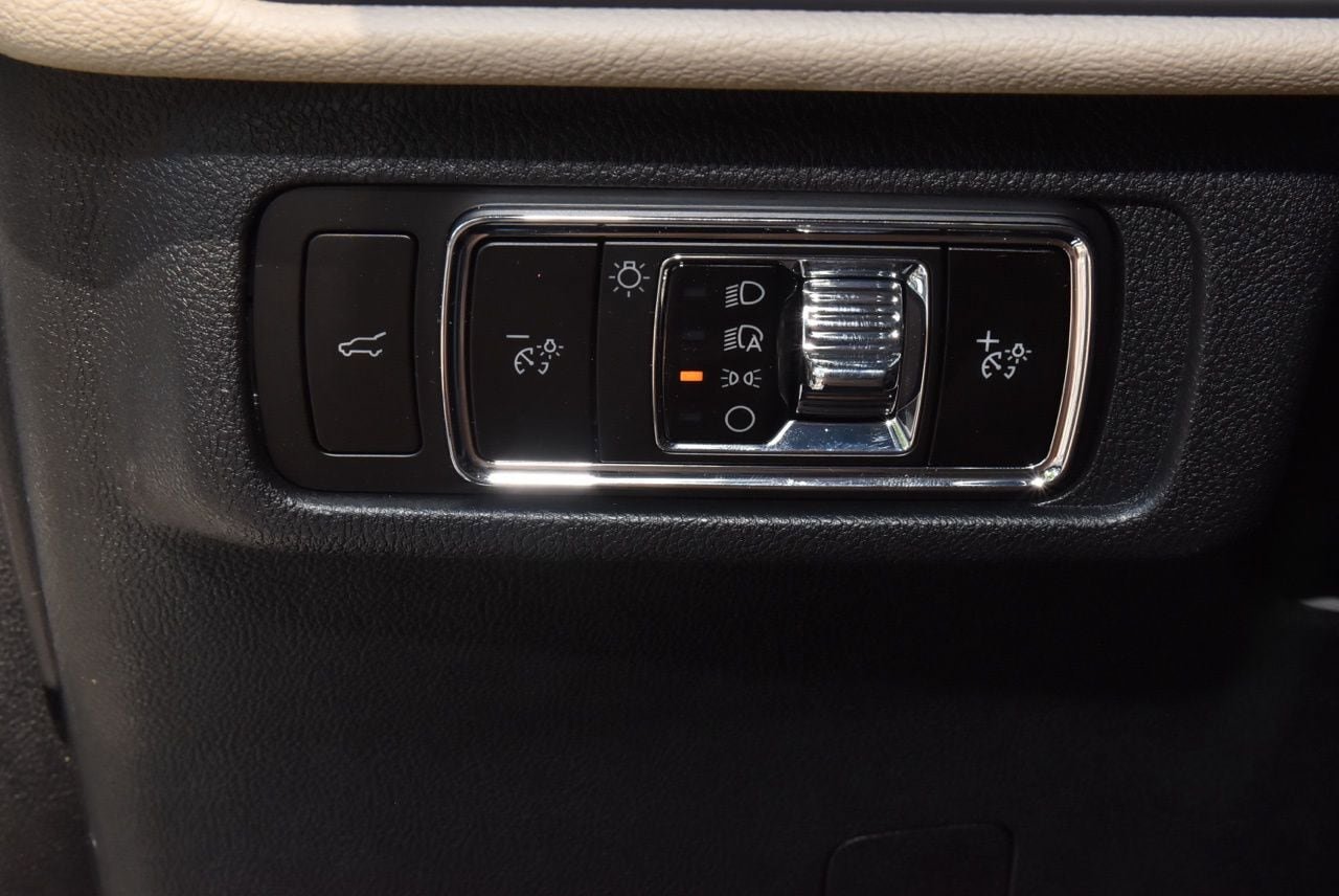 New 2026 Lincoln Corsair Premiere FWD image 31