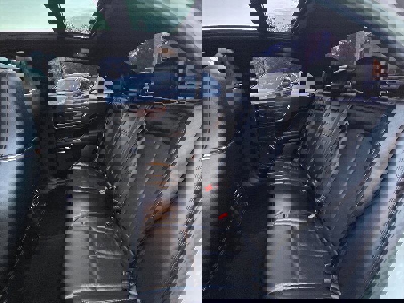 Used 2019 Lincoln Continental Select image 15