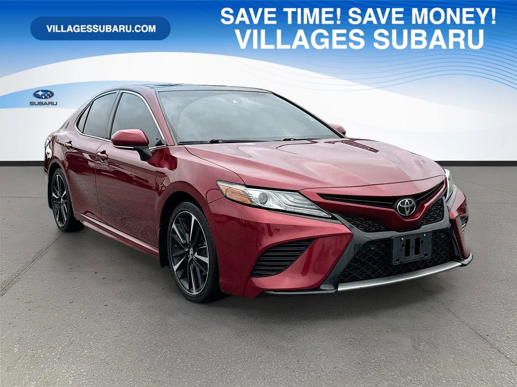 Used 2018 Toyota Camry XSE image 1