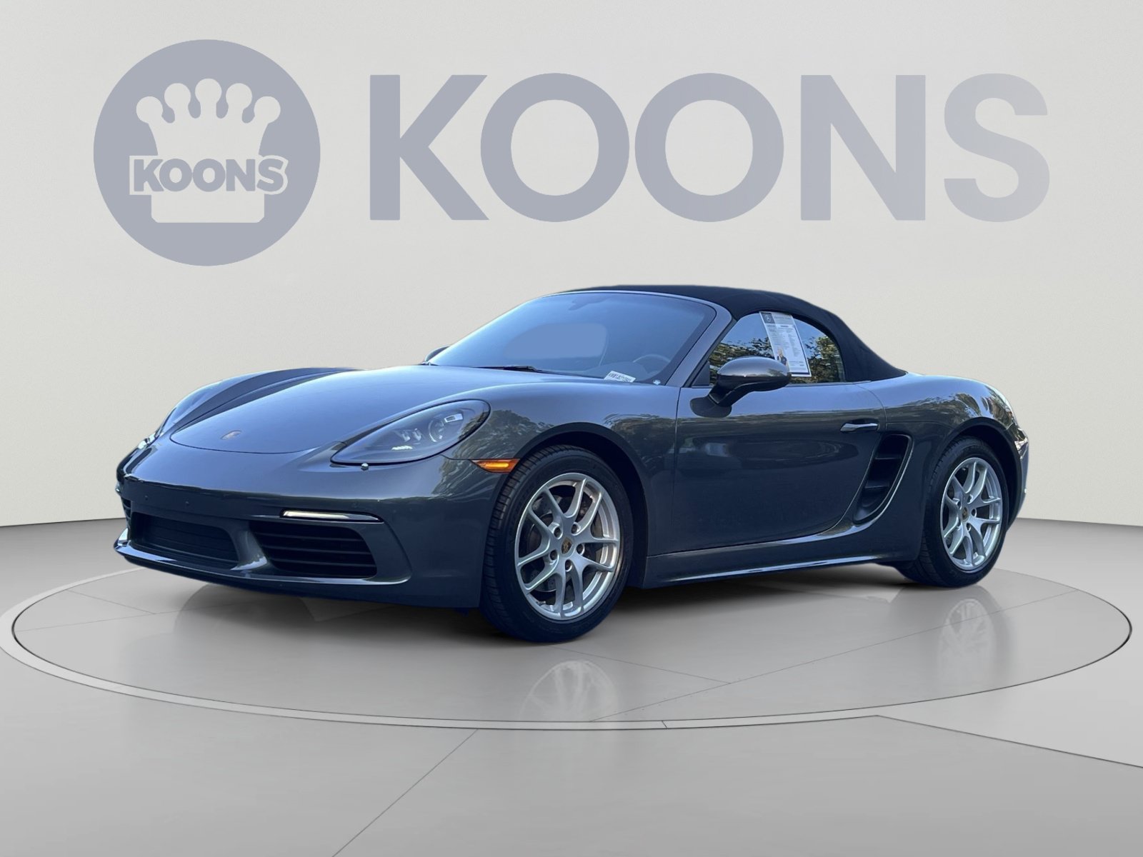 Used 2018 Porsche 718 Boxster RWD image 39