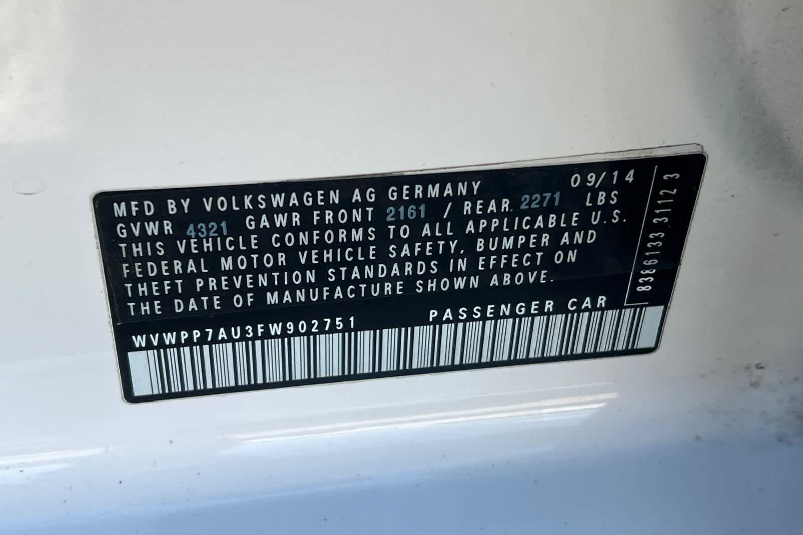 Used 2015 Volkswagen e-Golf SEL Premium FWD image 37