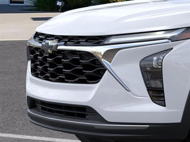 New 2025 Chevrolet Trax LT w/ Sunroof Package image 13