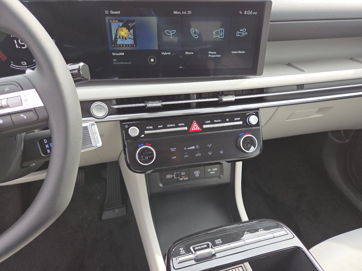 New 2026 Hyundai Tucson Blue SE AWD/4WD image 35