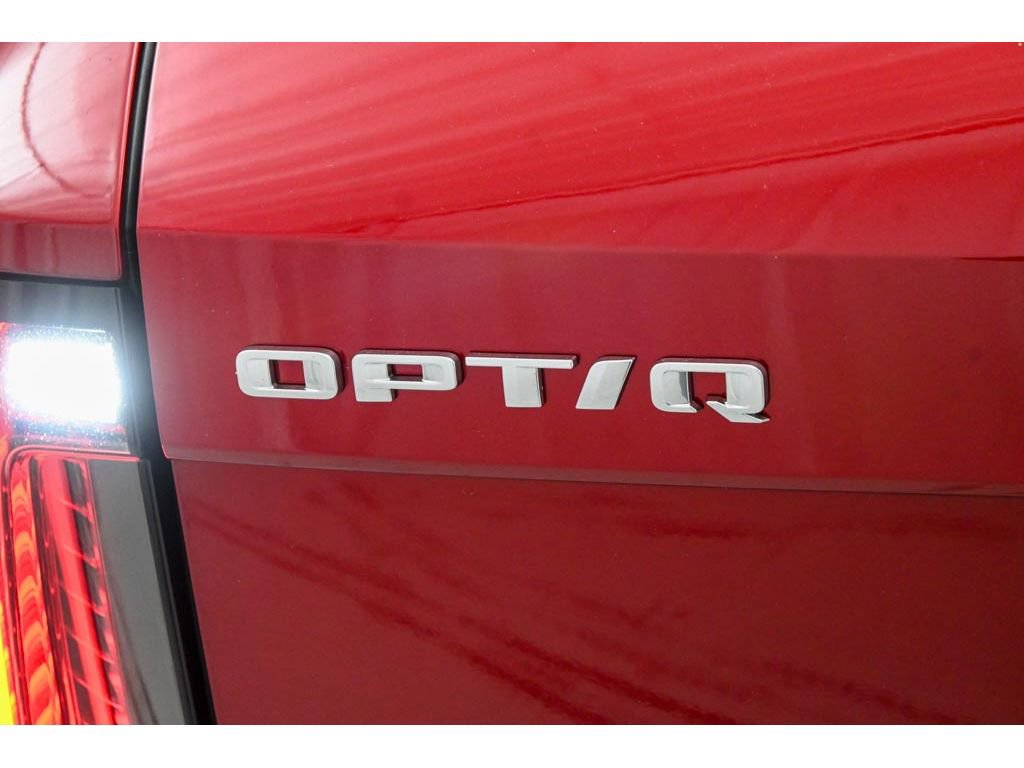New 2026 Cadillac Optiq Luxury 2 image 35