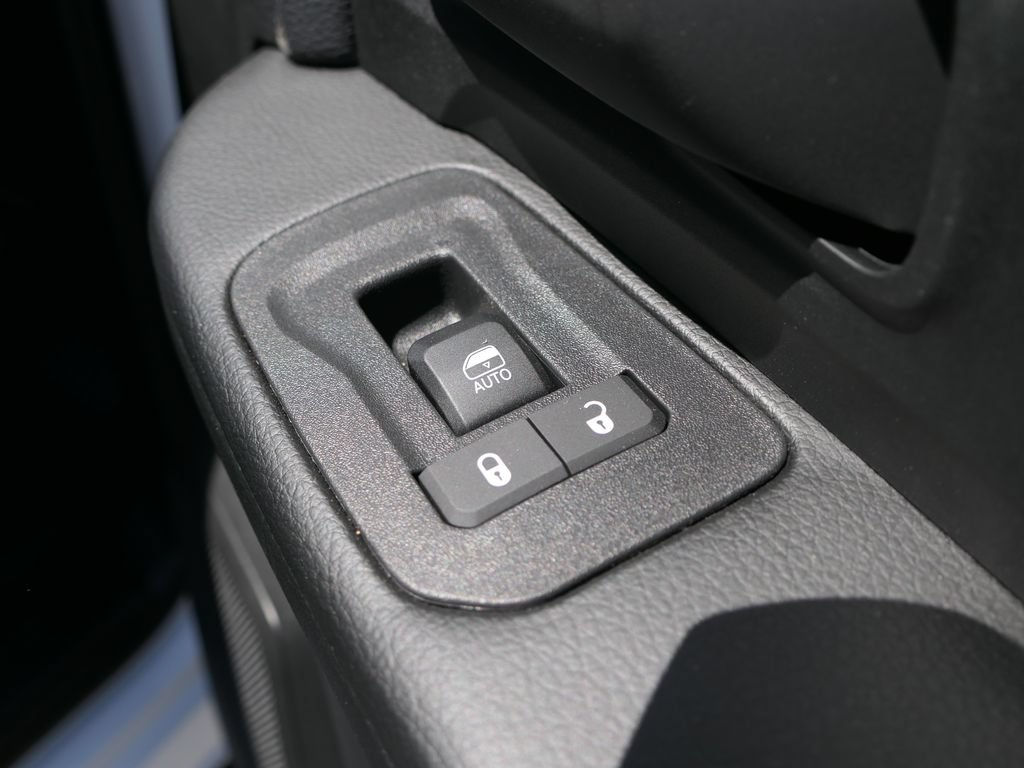 New 2026 RAM 5500 Tradesman w/ Chrome Appearance Group AWD/4WD image 24