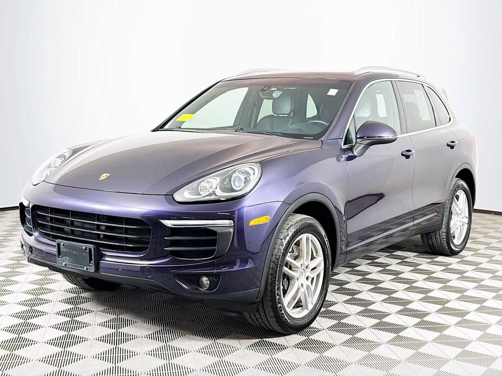 Used 2018 Porsche Cayenne image 1