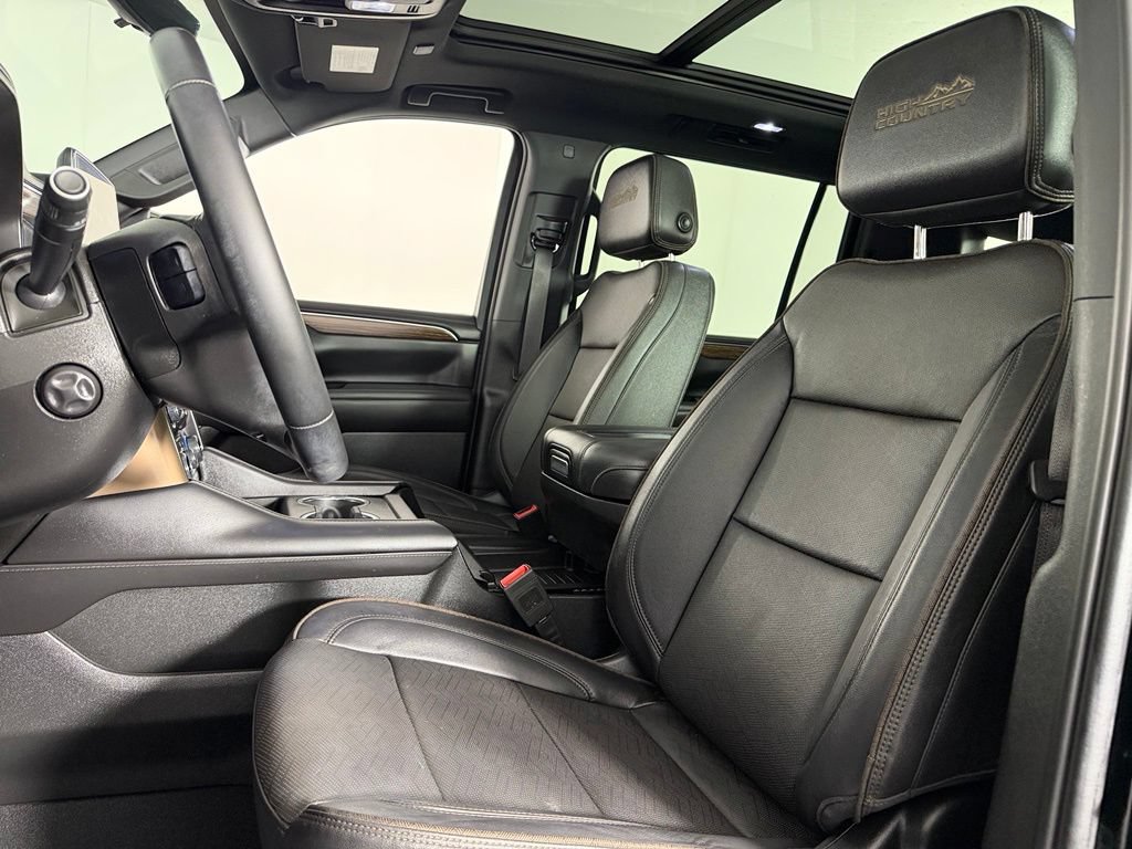Used 2024 Chevrolet Suburban High Country w/ Premium Package 2 RWD image 23