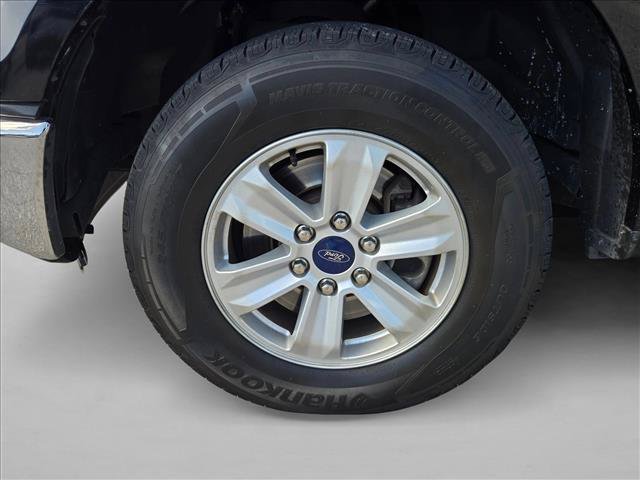 Used 2016 Ford F150 XLT RWD image 9