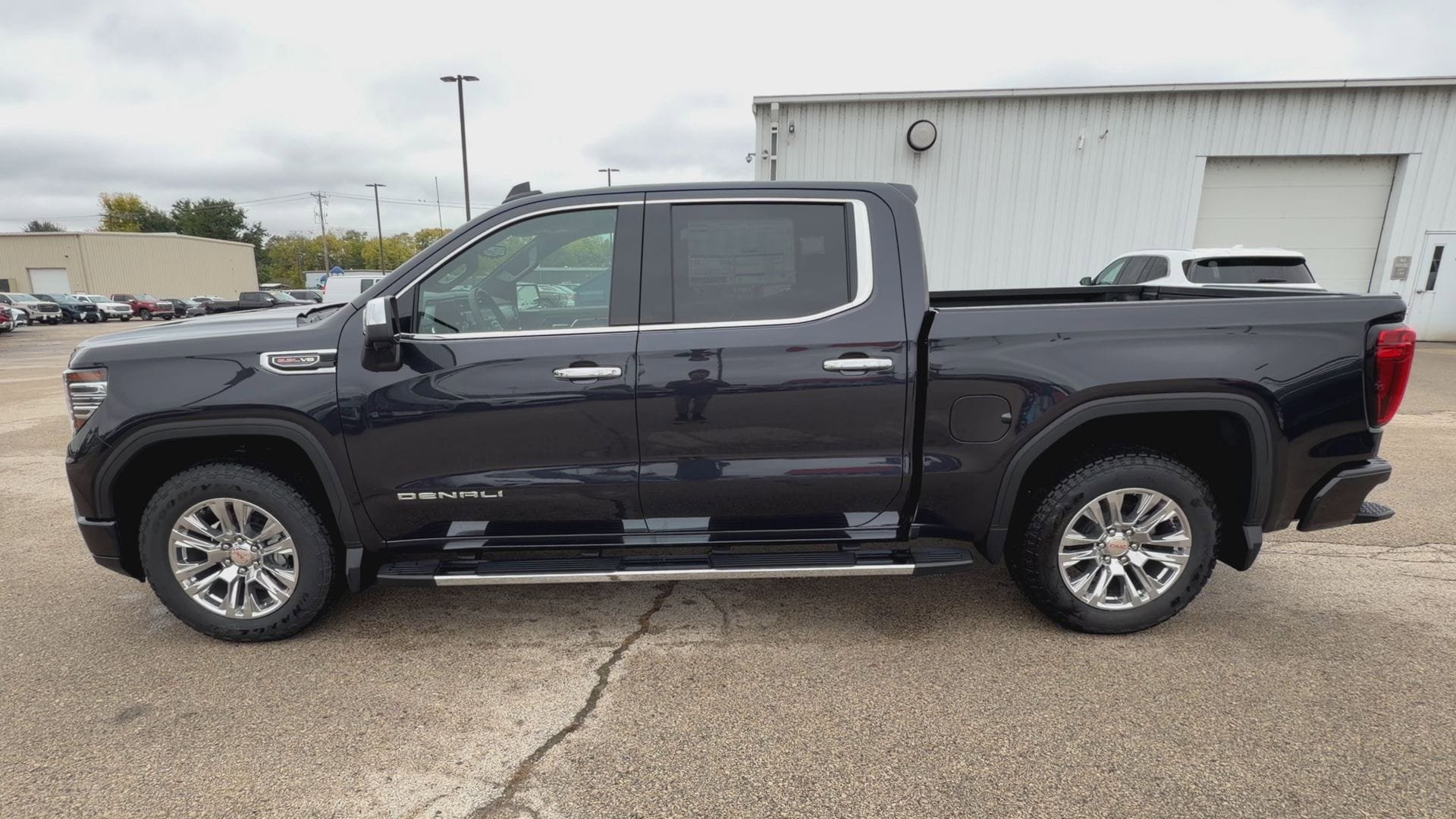New 2026 GMC Sierra 1500 Denali w/ Technology Package AWD/4WD image 5