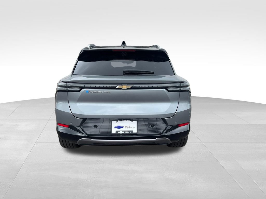 New 2025 Chevrolet Equinox EV LT w/ Convenience Package II AWD/4WD image 4