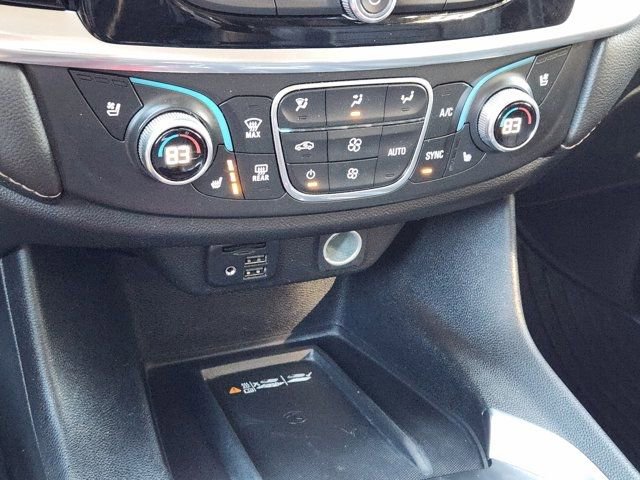 Used 2020 Chevrolet Traverse Premier w/ Redline Edition image 21