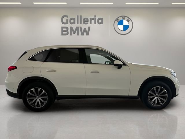 Used 2024 Mercedes-Benz GLC 300 4MATIC image 7