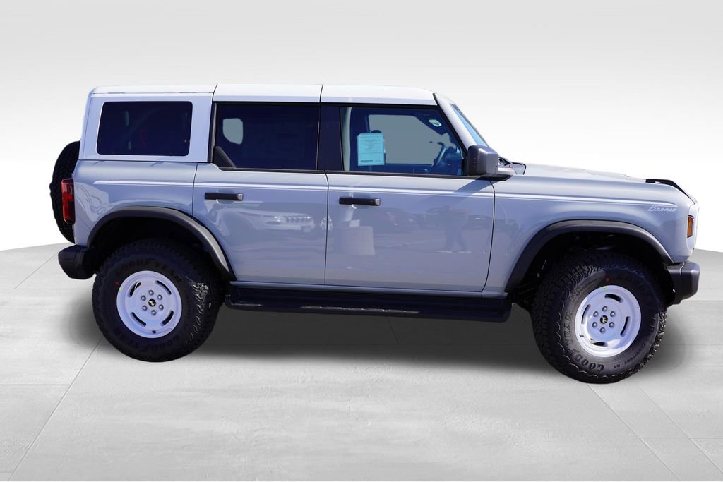 New 2026 Ford Bronco Heritage Edition AWD/4WD image 2