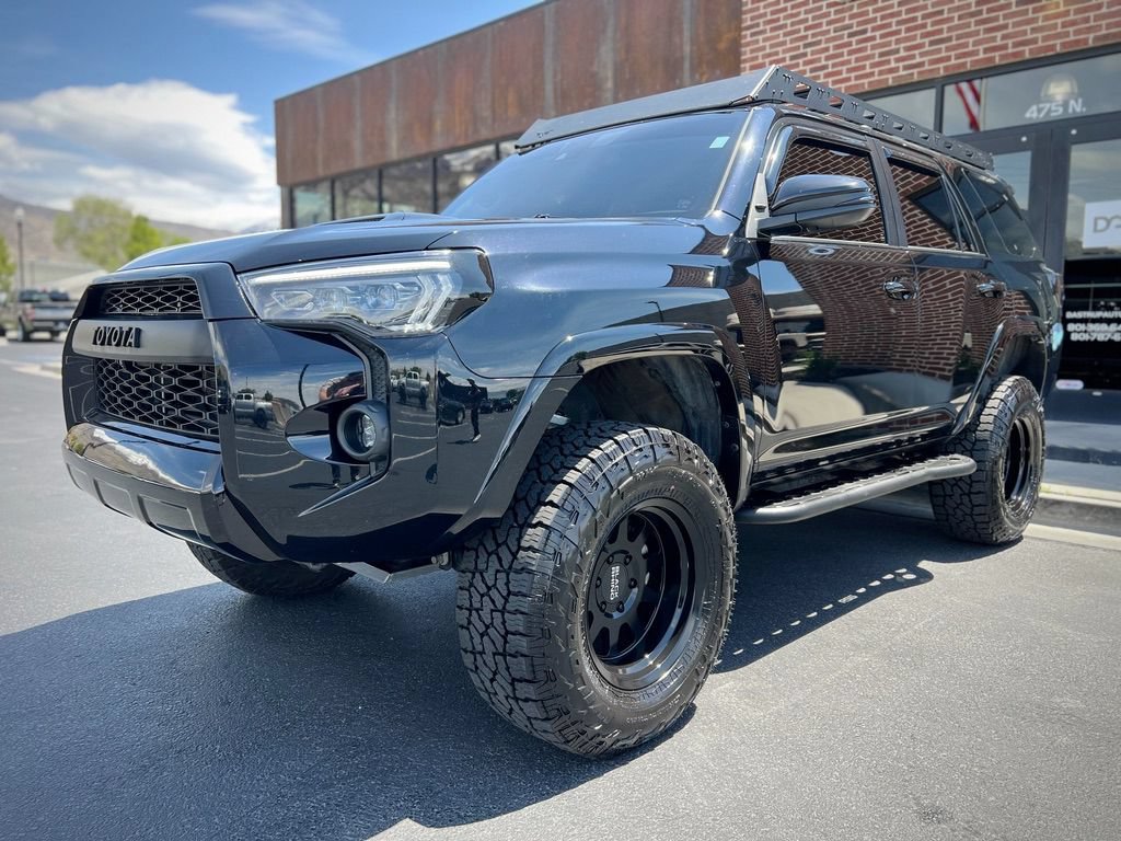 Used 2022 Toyota 4Runner TRD Off-Road Premium w/ Moonroof Package AWD/4WD image 8