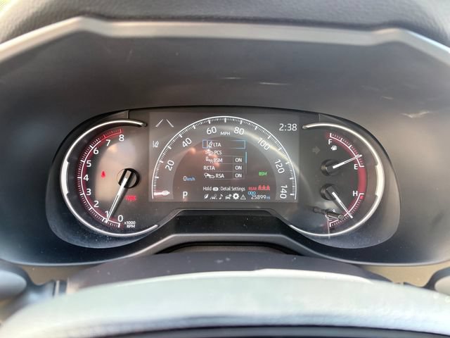 Used 2025 Toyota RAV4 XLE FWD image 23