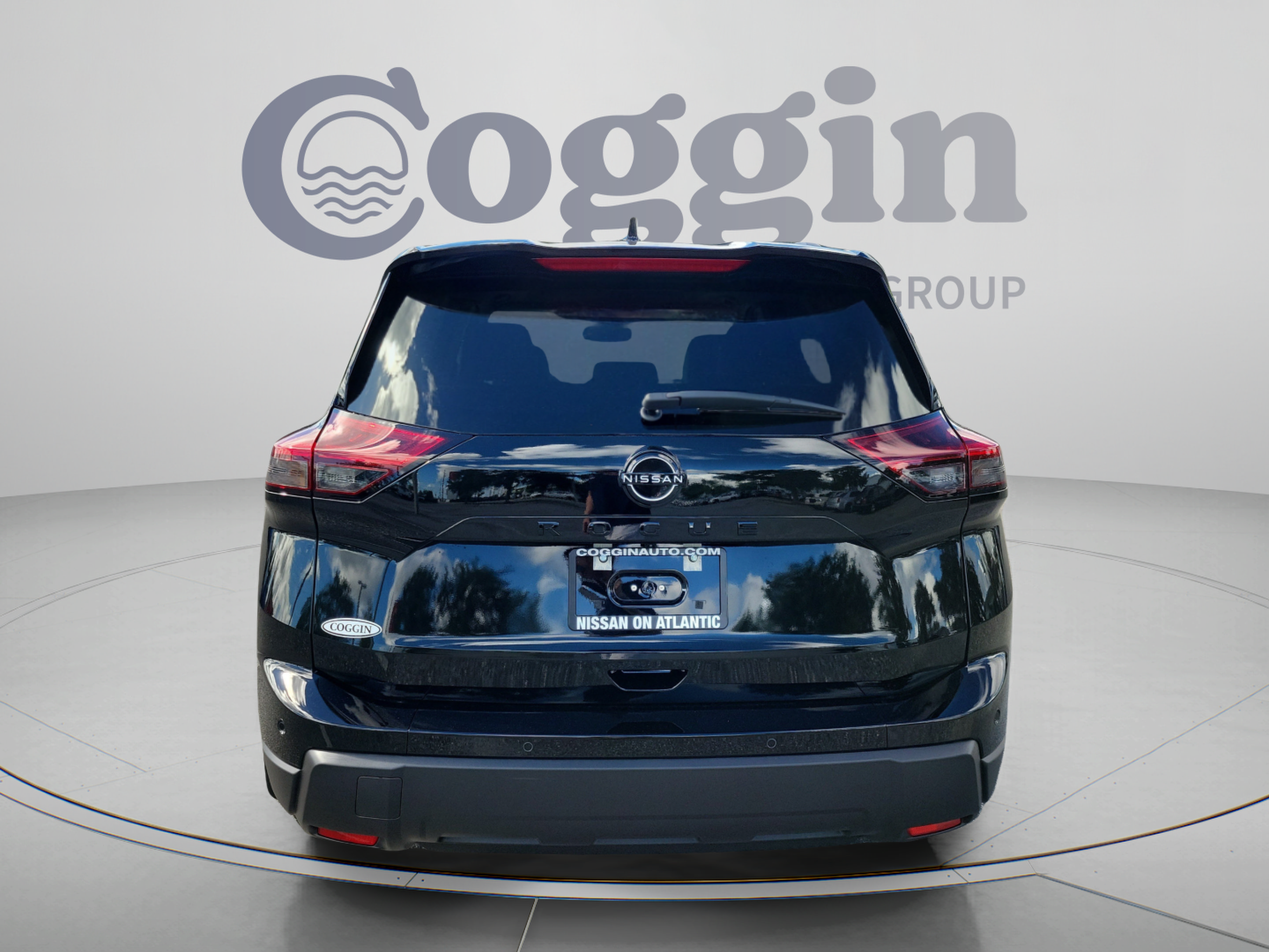 New 2026 Nissan Rogue Dark Armor FWD image 4