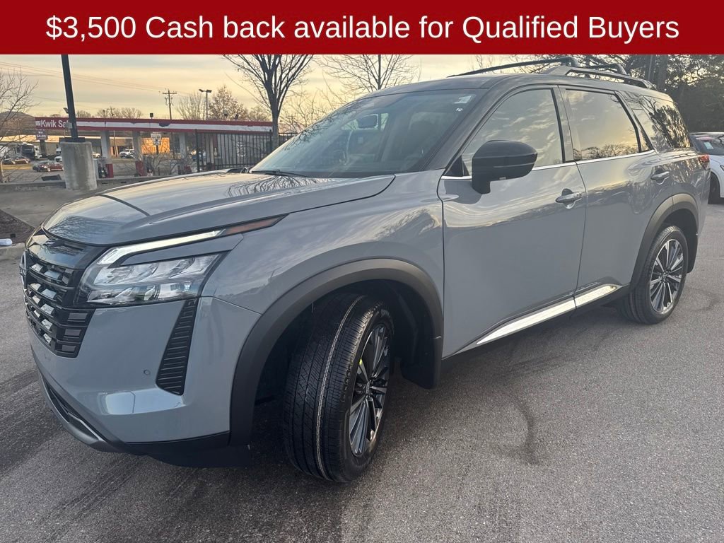 New 2026 Nissan Pathfinder Platinum image 3