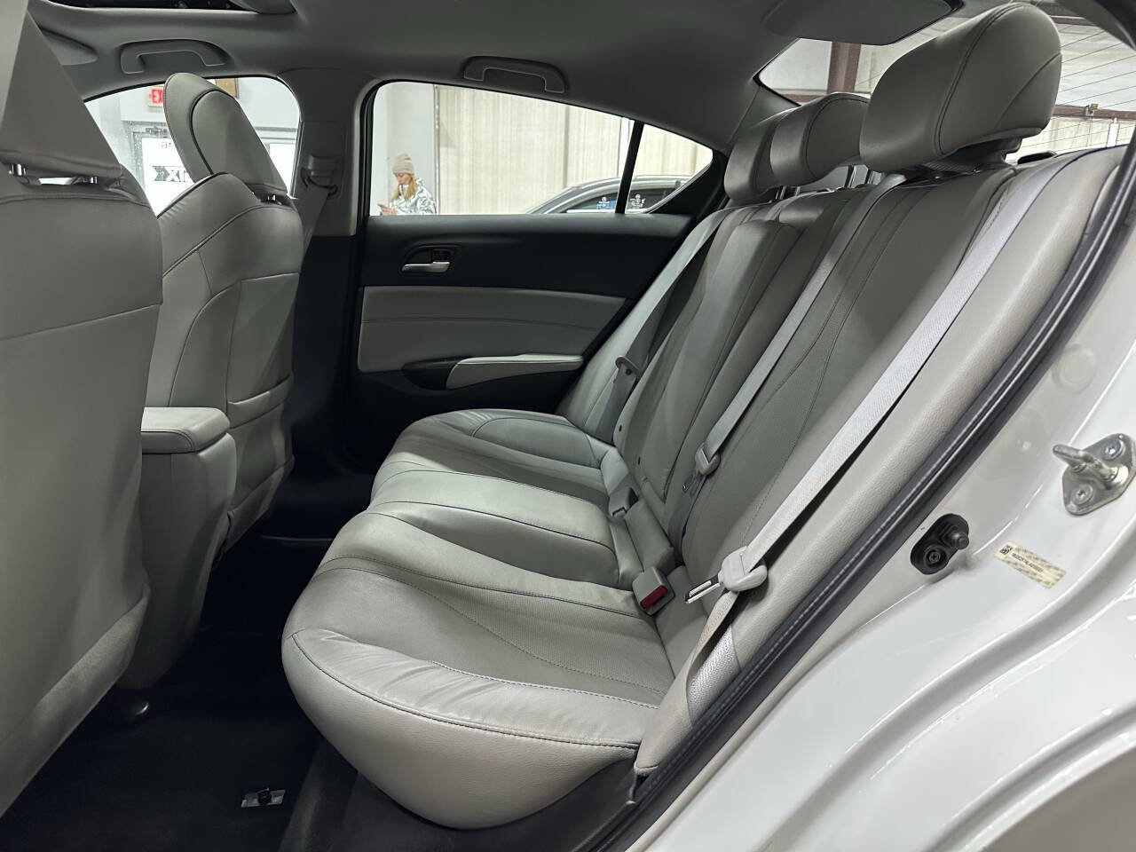 Used 2020 Acura ILX w/Premium 4dr Sedan Package image 13
