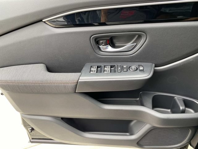 New 2026 Honda Pilot Sport image 25