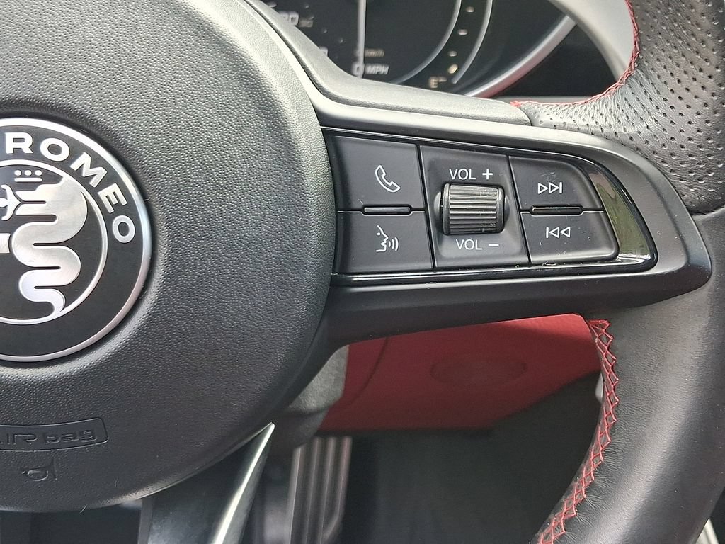 Used 2021 Alfa Romeo Giulia Ti Sport RWD image 22