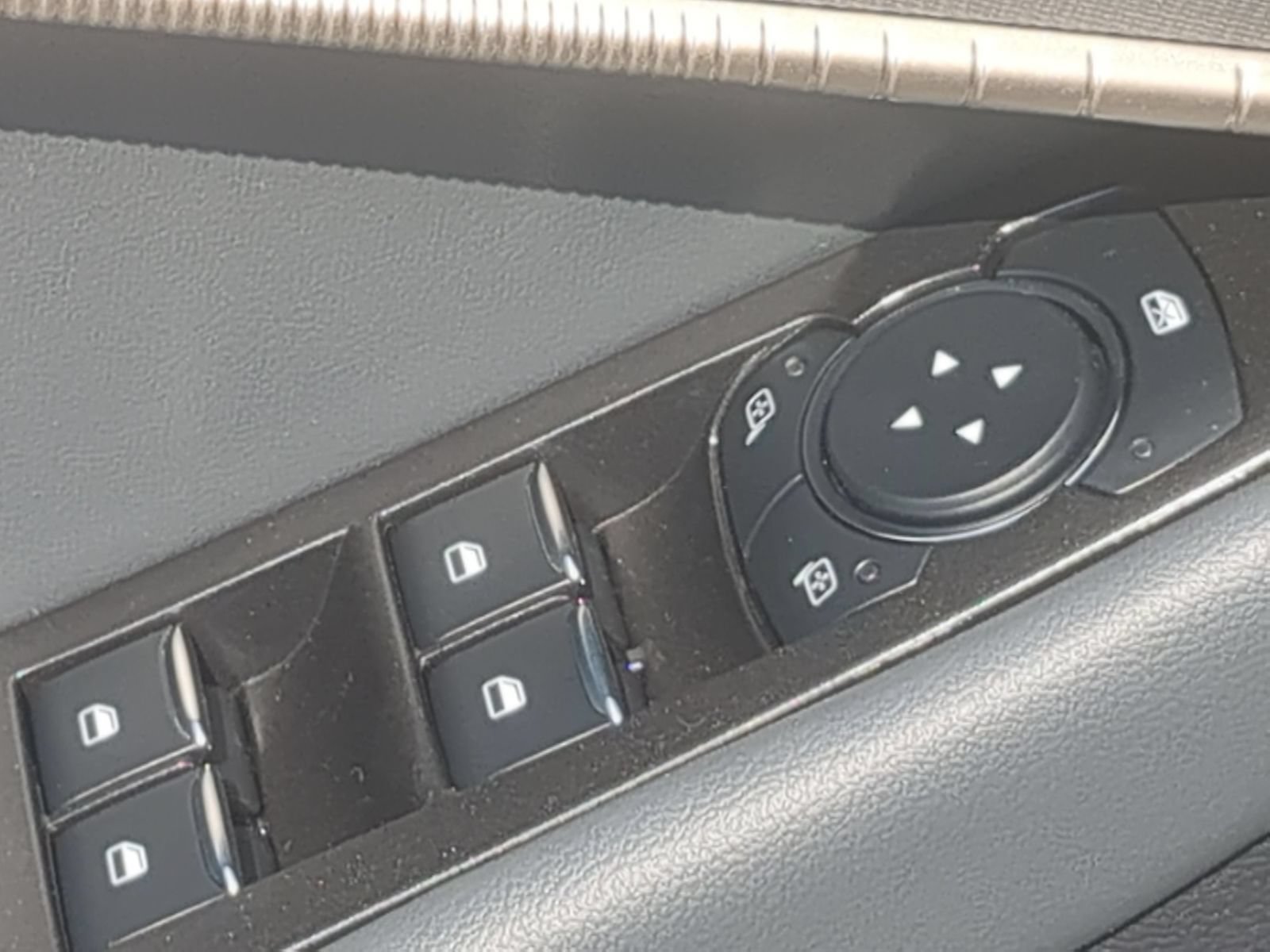 New 2026 Ford Explorer Active AWD/4WD image 12
