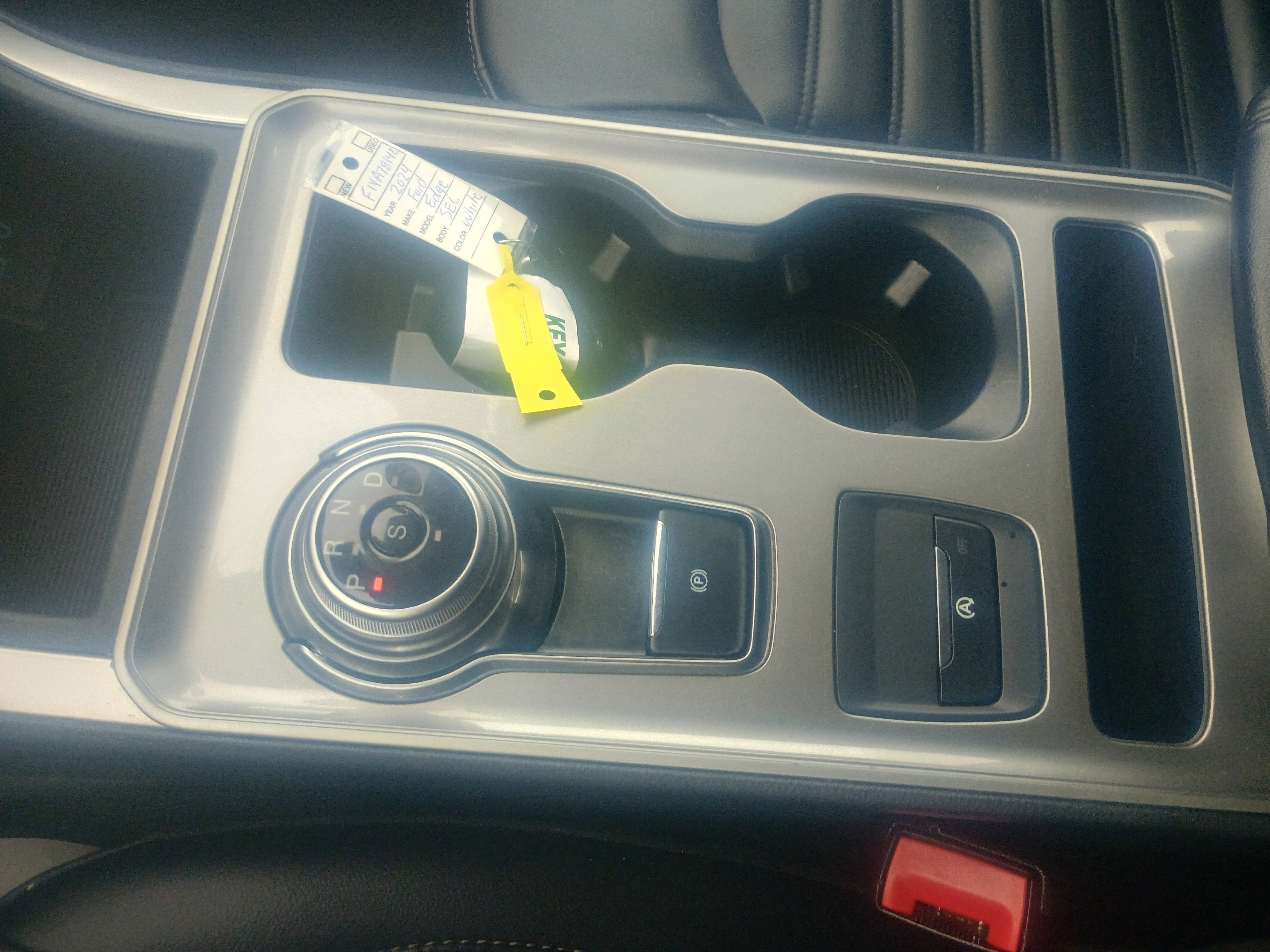 Certified 2024 Ford Edge SEL image 26