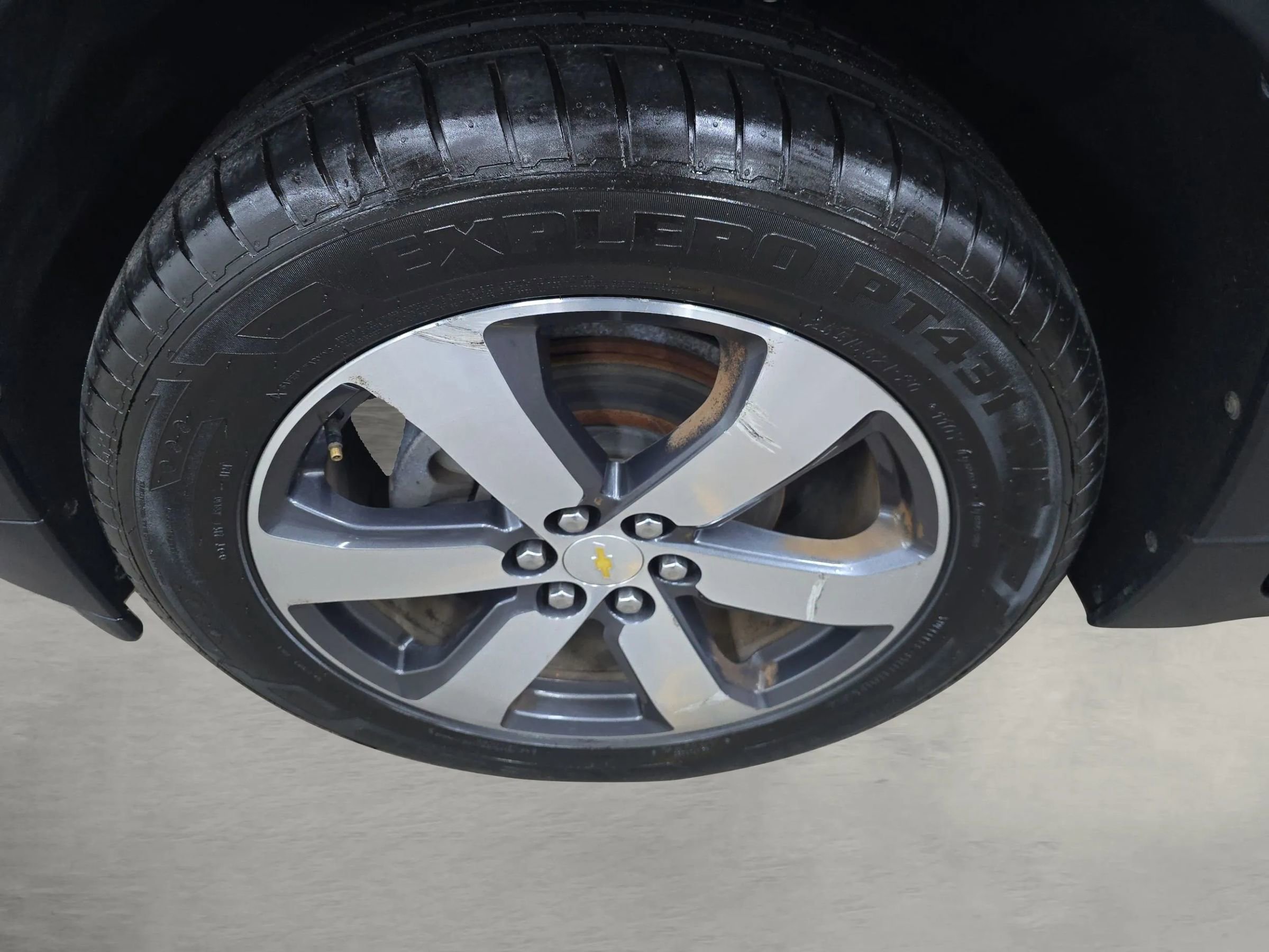 Used 2019 Chevrolet Traverse LT w/ LT Premium Package image 18