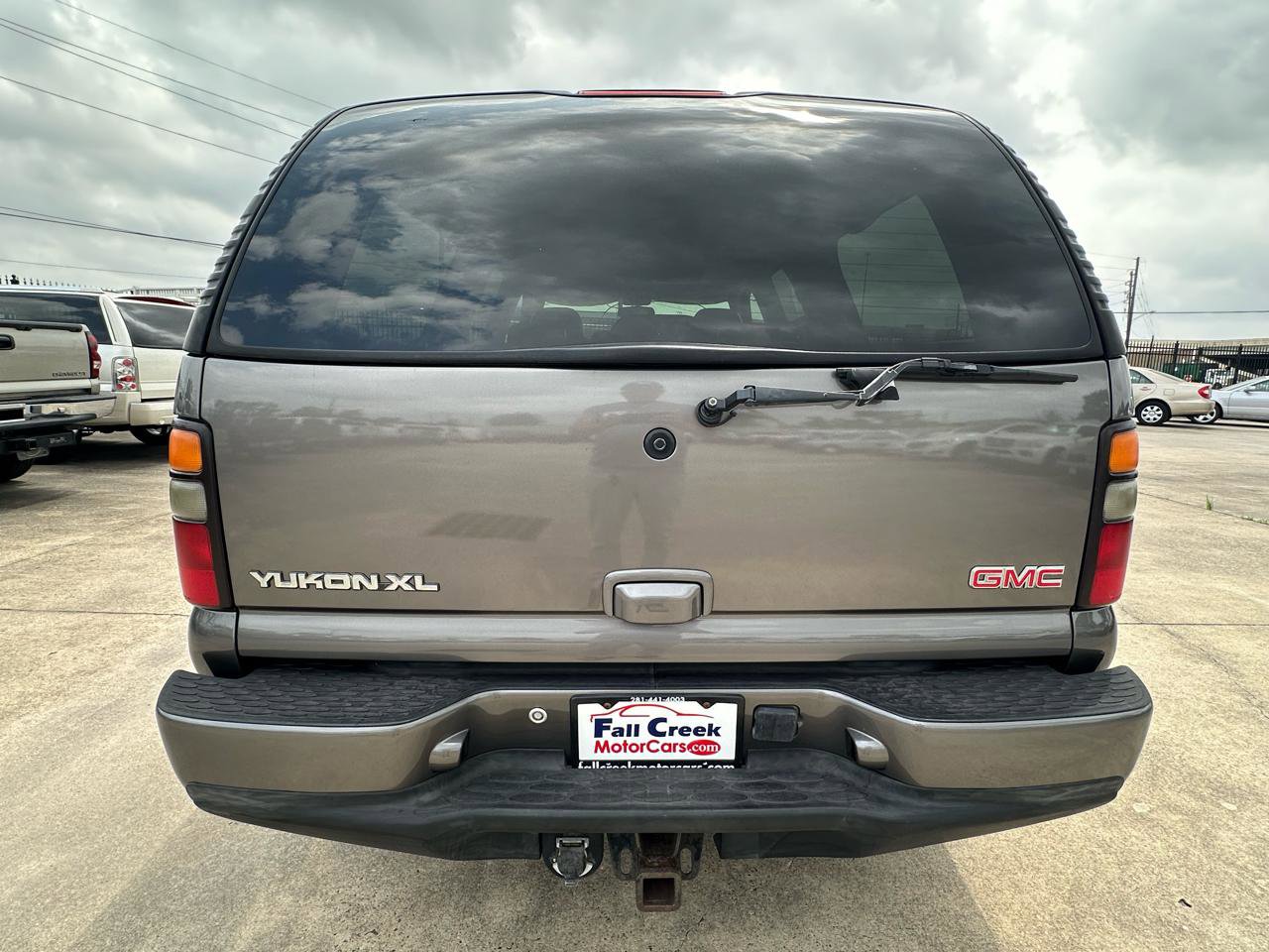 Used 2005 GMC Yukon XL Denali AWD/4WD image 4