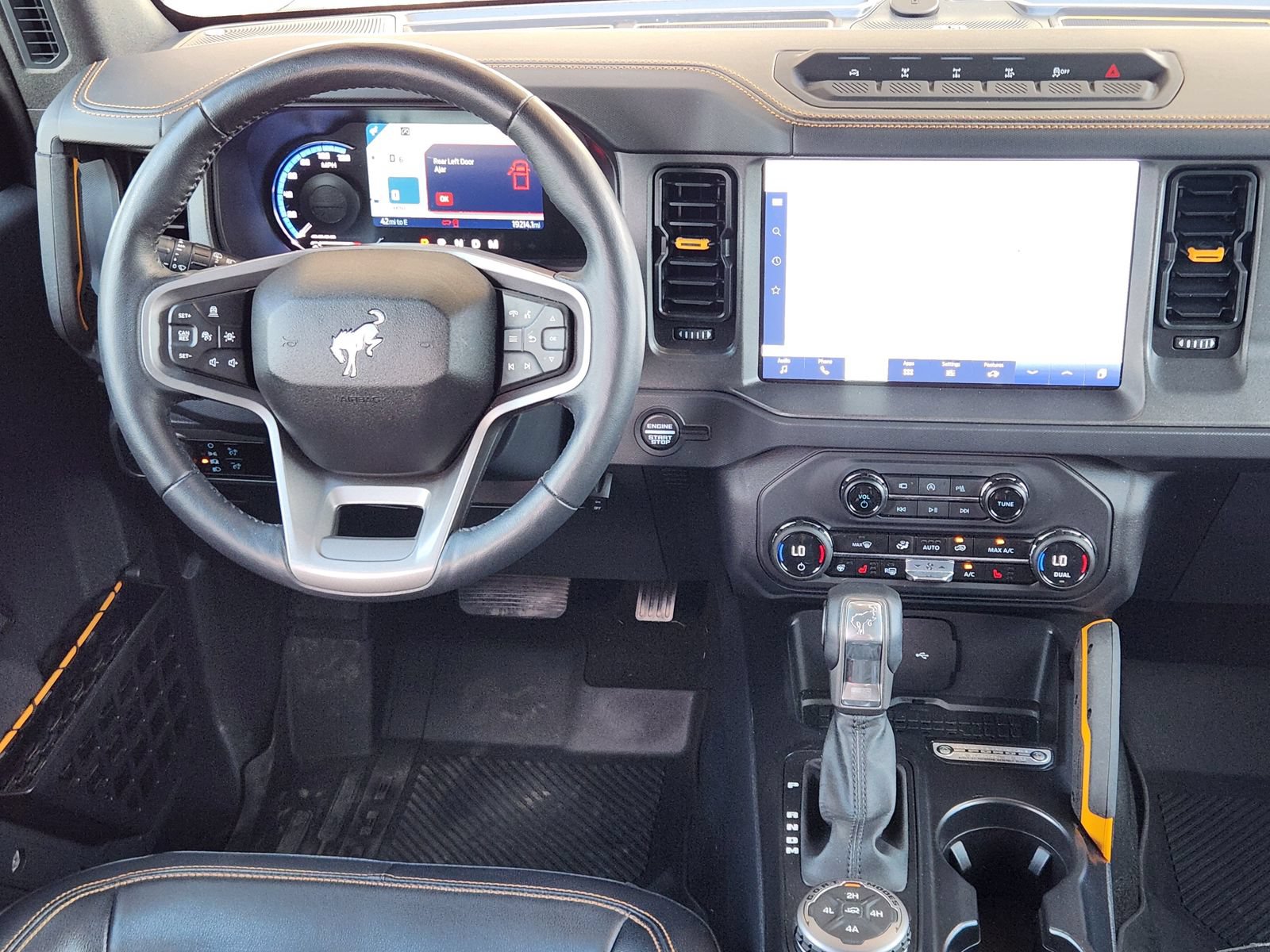 Used 2024 Ford Bronco Badlands AWD/4WD image 31
