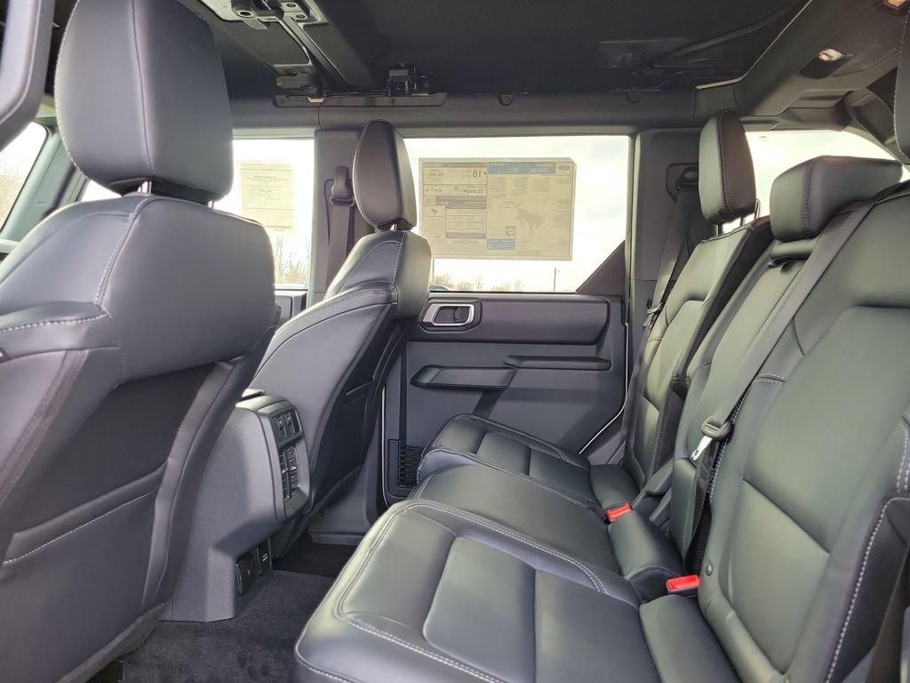 New 2025 Ford Bronco Outer Banks w/ Sasquatch Package image 13