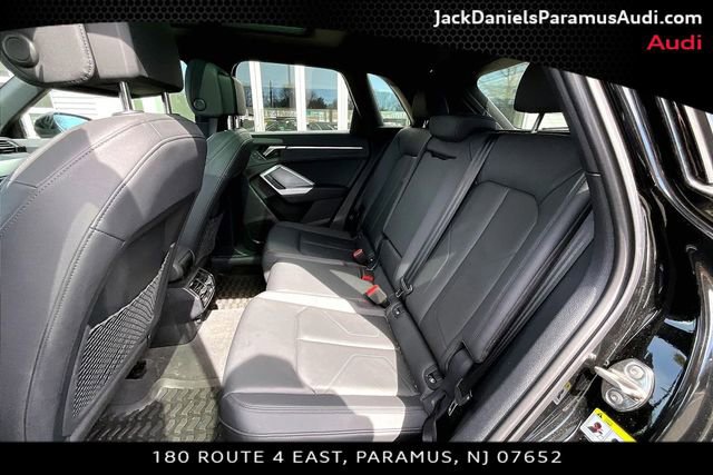 Used 2023 Audi Q3 2.0T Premium w/ Convenience Package image 18