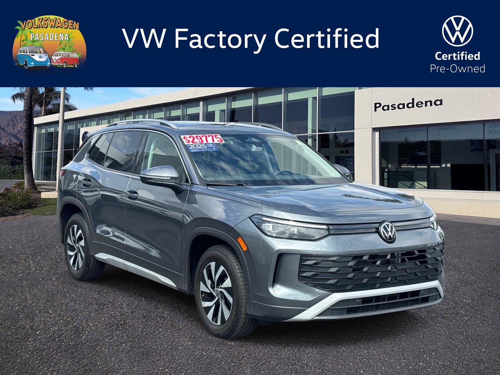 Certified 2025 Volkswagen Tiguan S image 1