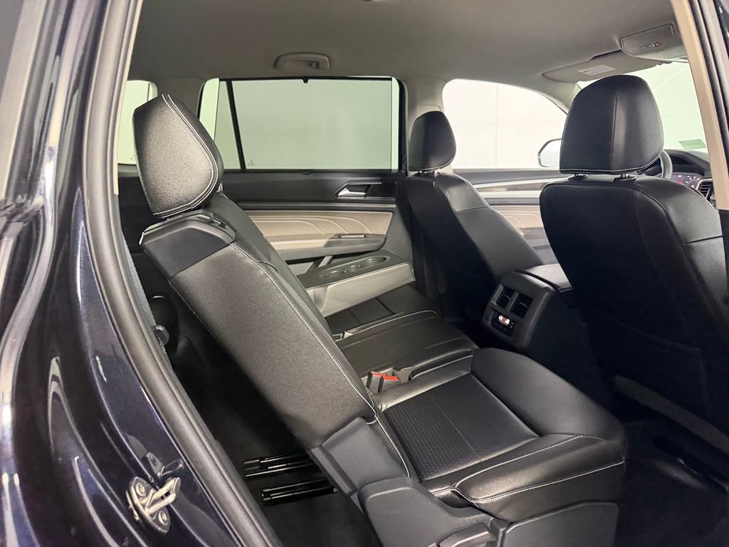 Used 2023 Volkswagen Atlas SE w/ Black Wheel Package FWD image 32