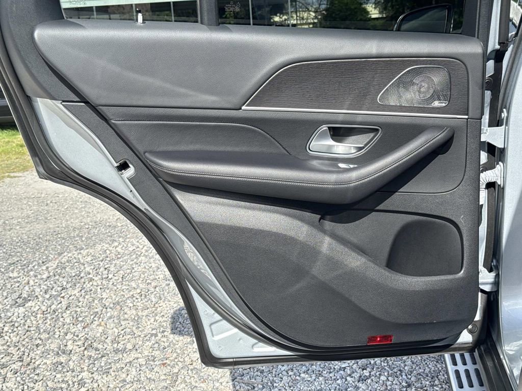 Used 2022 Mercedes-Benz GLE 350 4MATIC image 12