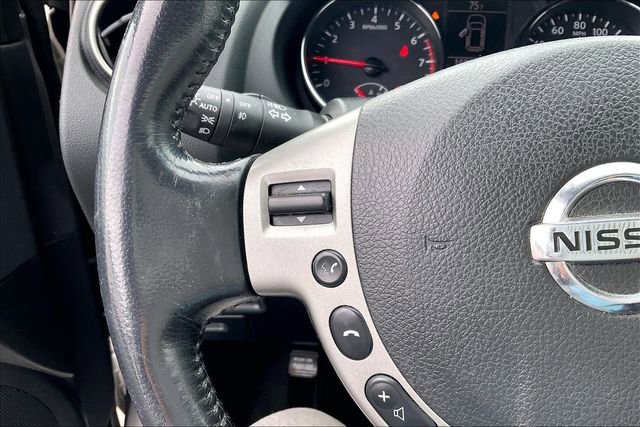 Used 2012 Nissan Rogue SL image 18