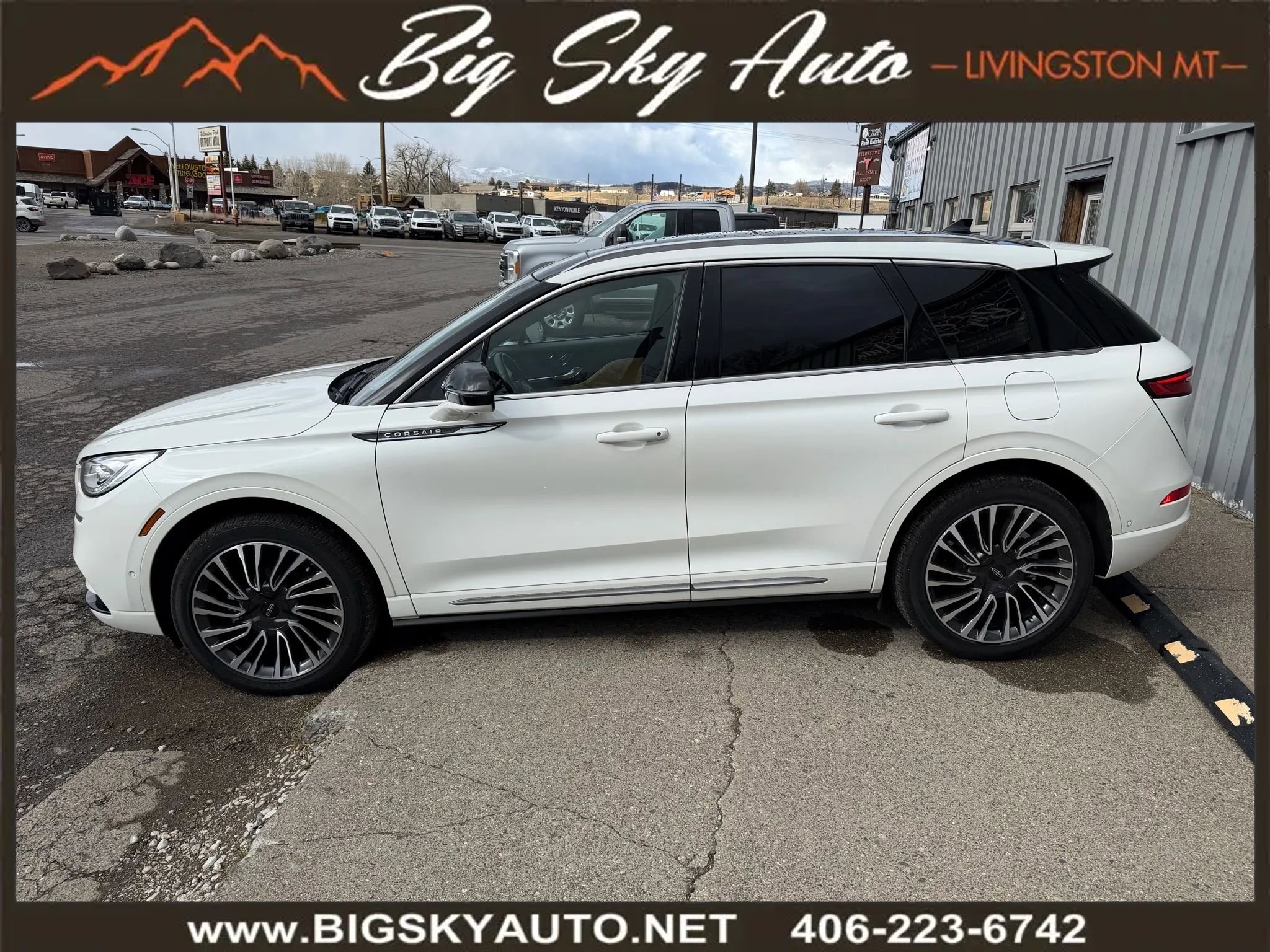 Used 2021 Lincoln Corsair Reserve w/ Equipment Group 201A image 4