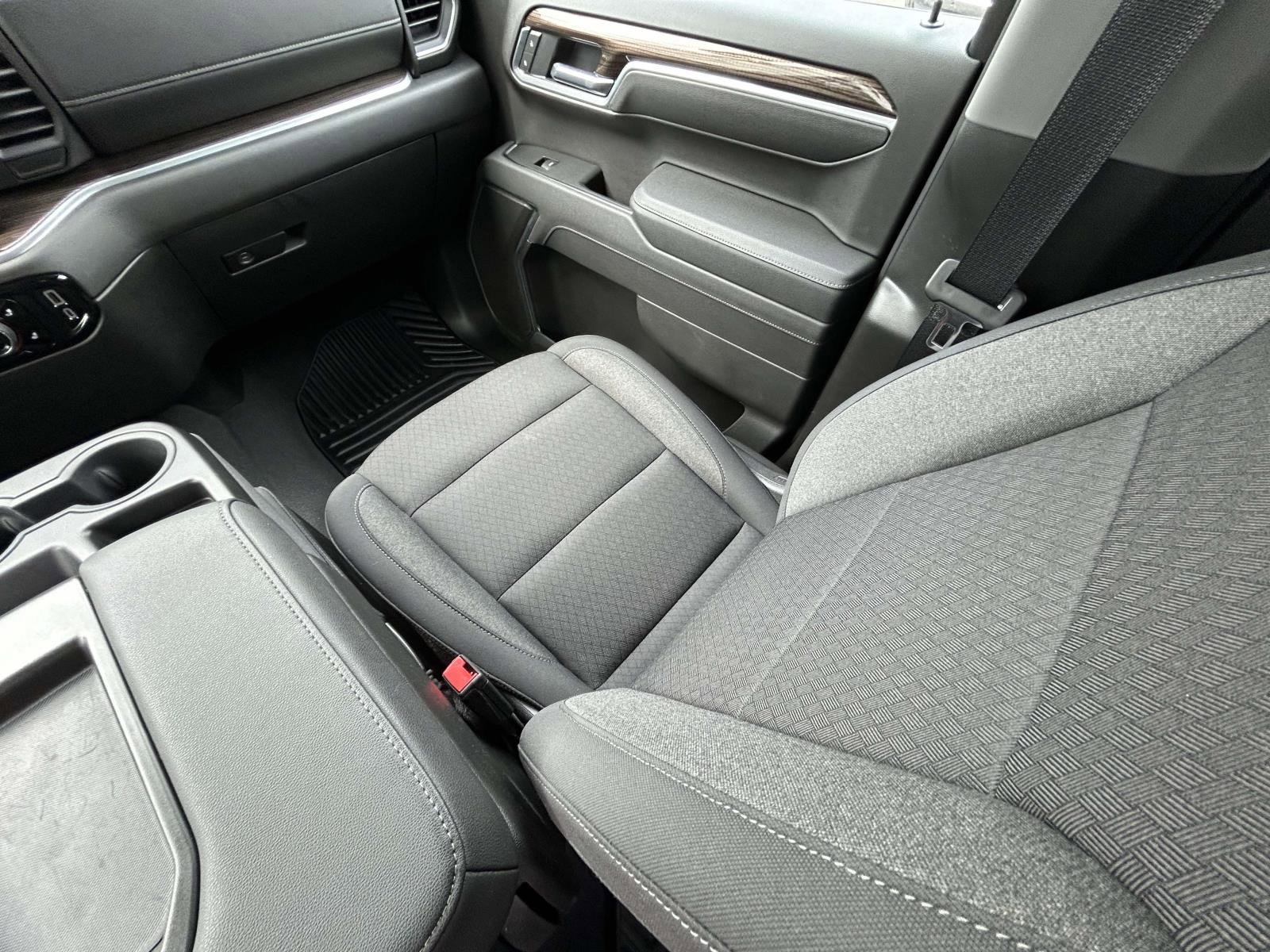 Used 2026 Chevrolet Silverado 1500 RST AWD/4WD image 14