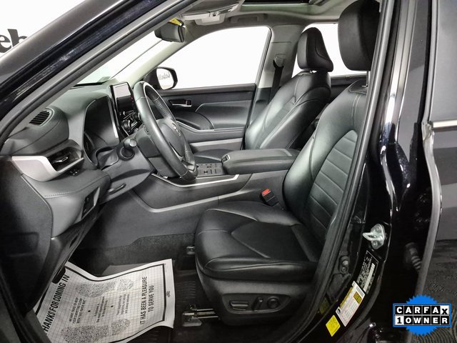 Certified 2024 Toyota Highlander XLE image 9