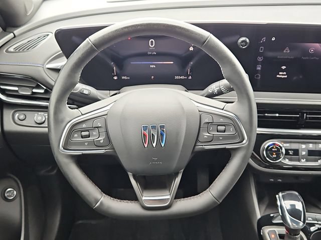 Used 2024 Buick Envista Sport Touring w/ Convenience I Package FWD image 25